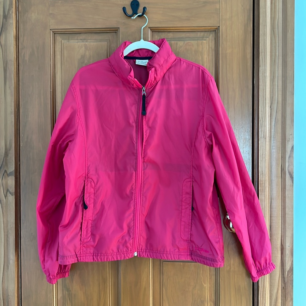 LLBean 100% pink nylon jacket with zipper front.